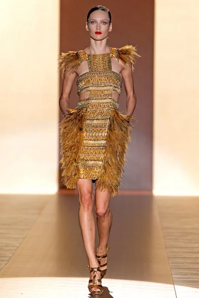 Look 44